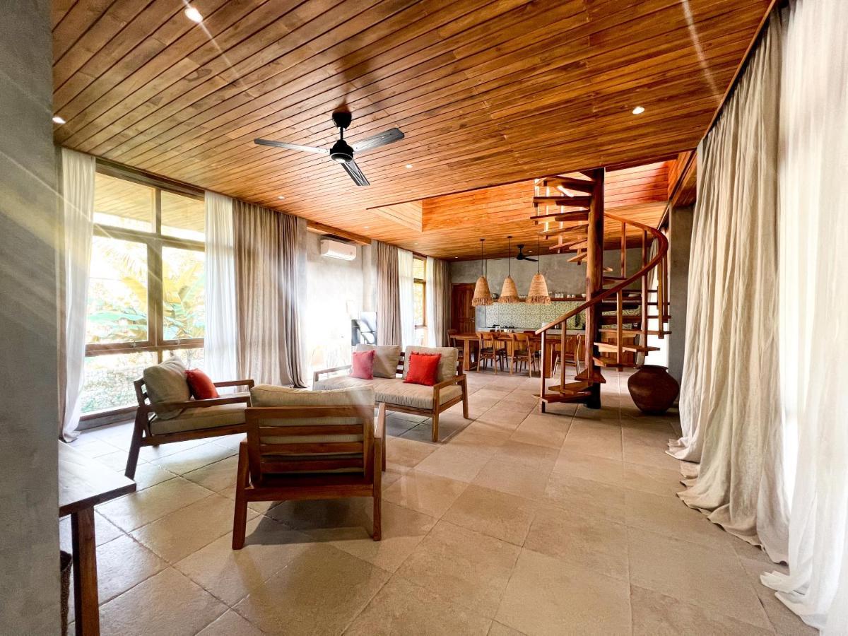 Diamond Beach Villas Tanglad Dış mekan fotoğraf