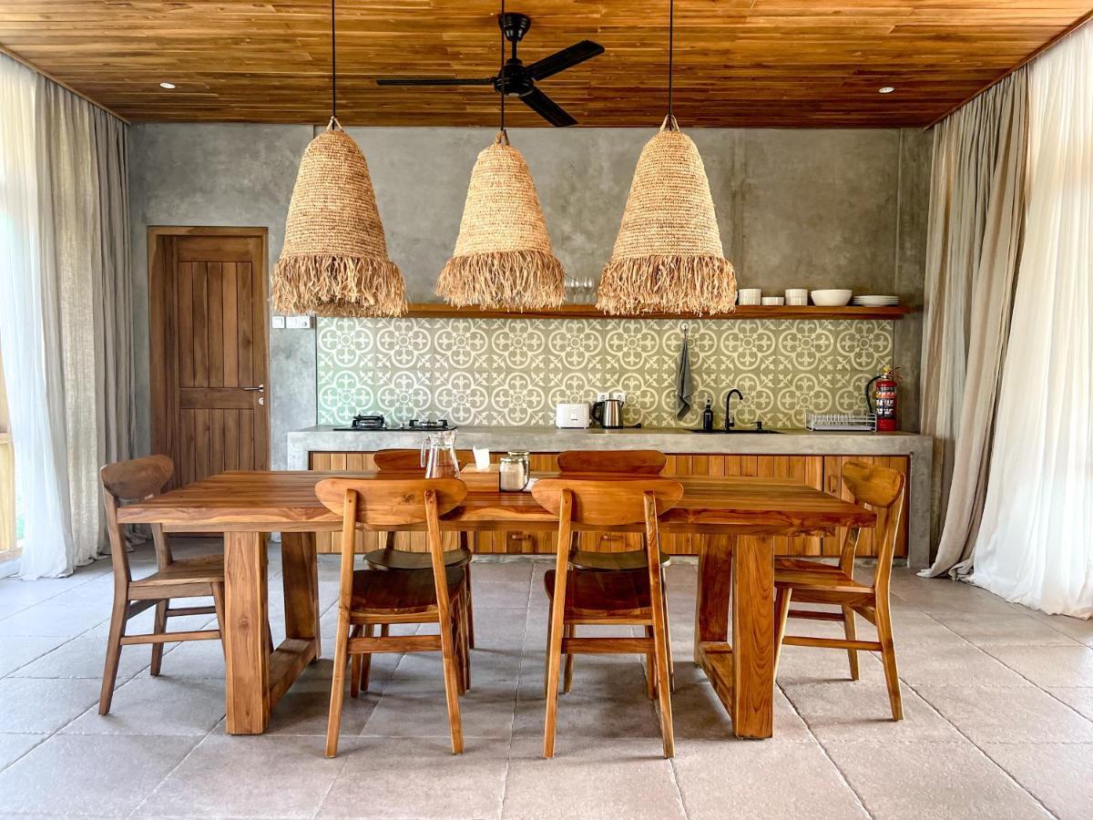 Diamond Beach Villas Tanglad Dış mekan fotoğraf